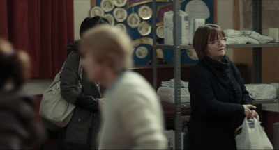 Erm, tins in yours.
Put them in there. - I, Daniel Blake