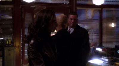 Escort miss Sullivan from the building. - Smallville