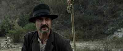 Escucha bien. - Bone Tomahawk