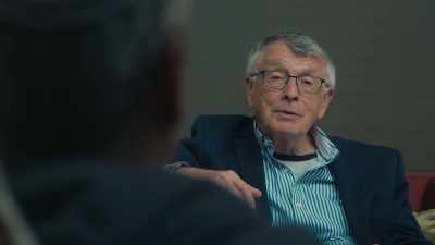 Eso me dice
Que prefirieron mantenerlo en secreto. - The Tattooist’s Son: Journey to Auschwitz