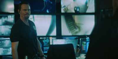 Especially considering
you're not the, uh, case agent. - Wire Room