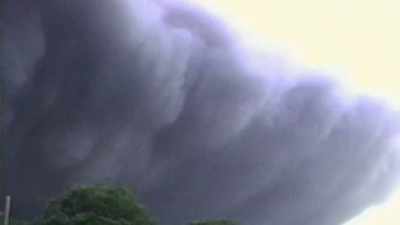 Especially,
I can remember the first ash plume - Under the Volcano