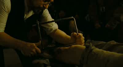 Espera un momento, Doctor, solo un momento. - Pan's Labyrinth