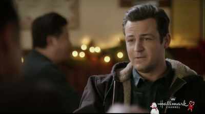 Está bem.
Que tal assim: - It's Christmas, Eve