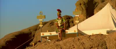 -Et? -Ils servent cette potion magique. J'en ai bu. - Asterix & Obelix: Mission Cleopatra