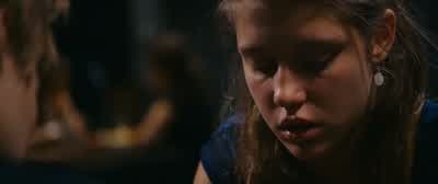 - Et sexuellement? - Blue Is the Warmest Color
