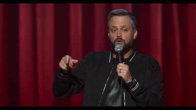 Et si on faisait comme
dans un établissement normal, - Nate Bargatze: The Tennessee Kid