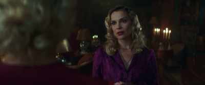 Et tout le monde. - 7 Women and a Murder
