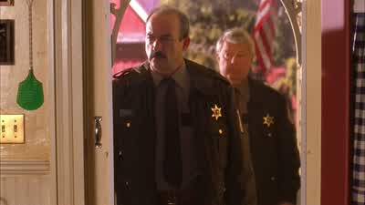 Ethan, Bob, what's going on? - Smallville
