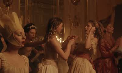 Ett og to - og opp! - The Ugly Stepsister