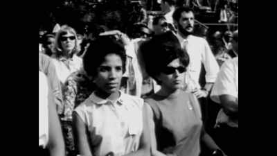 Eu adorava ser ouvida - Rita Moreno: Just a Girl Who Decided to Go for It