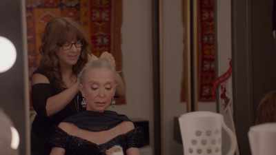 Eu tinha que lidar com aquilo
de alguma forma, então eu... - Rita Moreno: Just a Girl Who Decided to Go for It