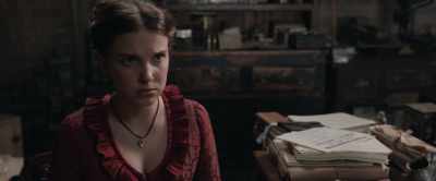 [Eudoria] Right, ladies, our choices: - Enola Holmes