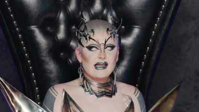- Evah.
[tense music] - The Boulet Brothers' Dragula: Titans