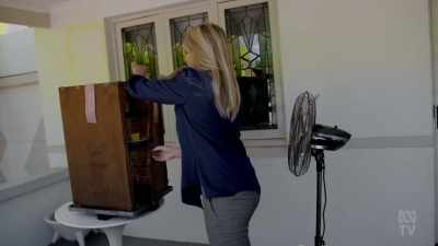 Evaporative cooling works best
on hot, dry, windy days. - Aussie Inventions That Changed The World