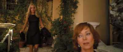 Evelyn. Evelyn, uh, have you seen Douglas? - Palm Royale