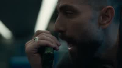 Evelyn, open the door. - FBI