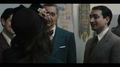 Evelyn's a substitute
at Hawthorne Avenue - The Plot Against America