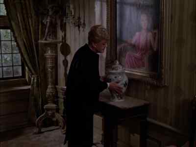 Even ghosts disturb dust
when they move vases. - Murder, She Wrote