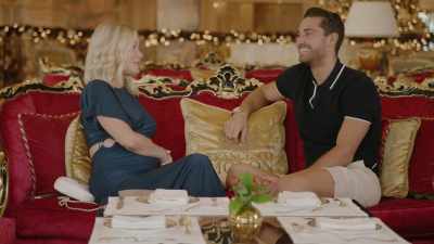 Even if this meeting
goes terribly badly, - The Real Housewives of Dubai