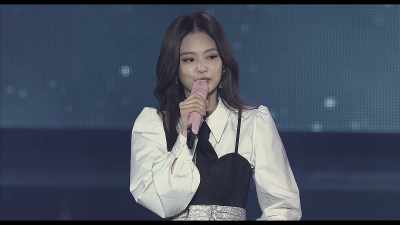 Even as I'm saying it,
I feel like we've improved very much. - BLACKPINK: The Movie