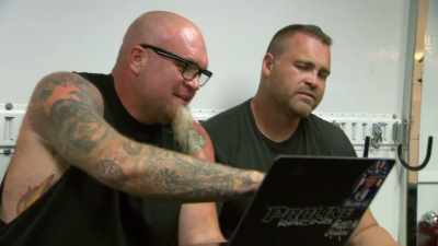 Even if it tried
to get out of control, - Street Outlaws No Prep Kings Team Attack