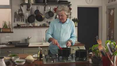 Even when it's shut, actually,
it smells fairly fantastic. - James May: Oh Cook!