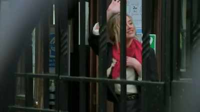 Even just walking
into this courtroom, - Johnny vs Amber: The US Trial