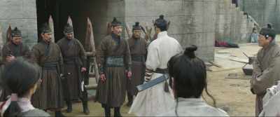 Even more will attack
the palace tonight. - Rampant