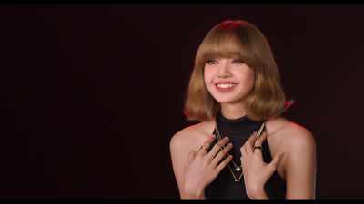 Even now as I'm talking,
I feel like I'm going to cry. - BLACKPINK: The Movie