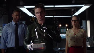 Even the Arrow deserves
a Christmas present. - Arrow