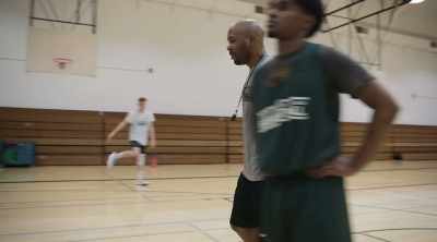 Even though he's older,
people don't understand - Last Chance U: Basketball