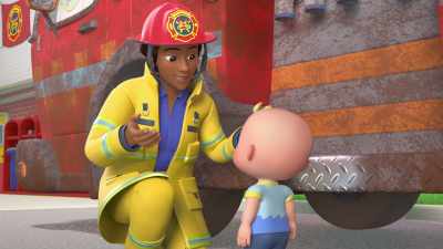 Even us firefighters feel overwhelmed
when we have a big mission. - CoComelon Lane
