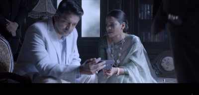 Even if you manage to find her,
don't bring her home. - Sadak 2