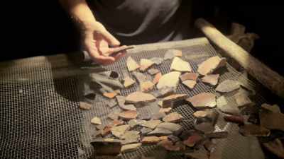 Evening, and Francisco is
back at his base camp near Witzna. - Lost Treasures of the Maya