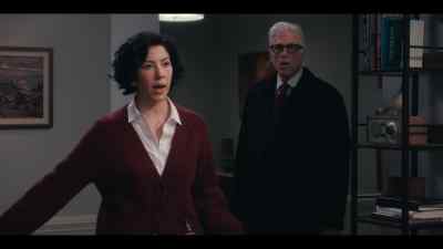 - Evening, ladies.
- Charles, stand over here behind me. - A Man on the Inside