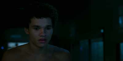 - Everett,
he can't stop himself. - Wolf Pack