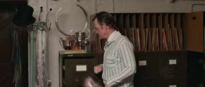Every cabinet is fireproof
and earthquake-proof. - Misbehaviour