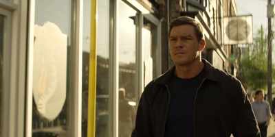 - Every cloud...
- Fuck you. - Reacher