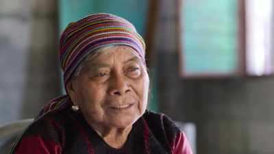 Every day she's getting ready
for the baby, - Stories of a Generation - with Pope Francis