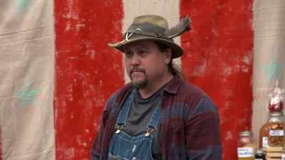 Every one of y'all
can make an apple pie - Moonshiners: Master Distiller