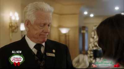Every time I... I looked
at that thing, - Christmas at the Plaza