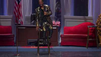 Every time you look at her,
she looks like a hostage in an interview. - Katt Williams: Great America
