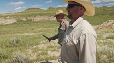 EVERY YEAR HE'D GIVE ME
A POCKET KNIFE - Dino Hunters