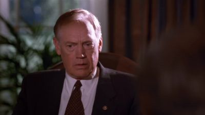 Everybody has a price - Murder at 1600