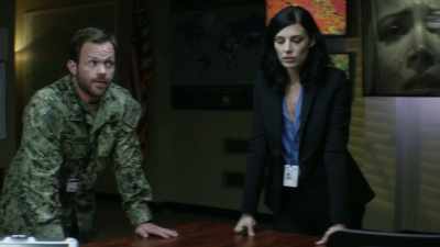 Everybody breaks. - SEAL Team