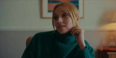 - Everybody does.
- Yeah, until Wesley ruined that for me. - The Holiday List