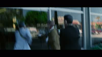 Everybody freeze! - Point Break