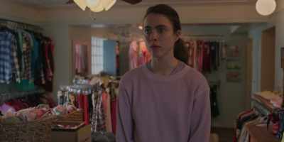 Everybody gets overwhelmed
the first time they come in here. - Maid