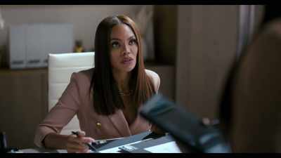 Everybody hates her ass. I don't even
know why she's showing her face here. - Beauty in Black